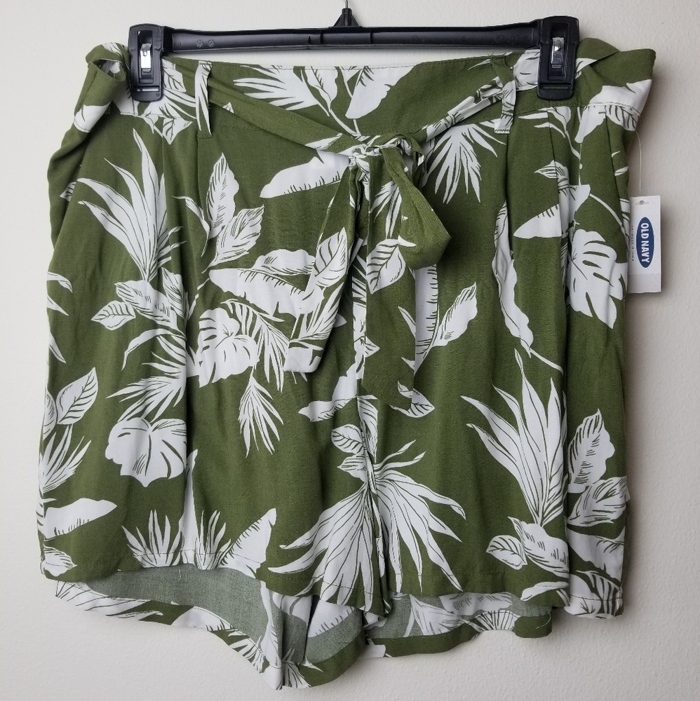 Skort - Picture 2 of 4